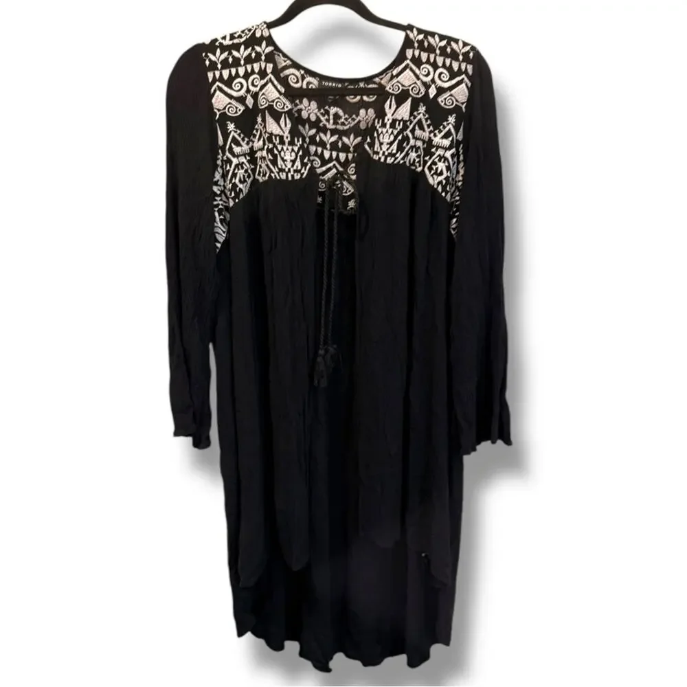 Torrid Women's Black Embroidered Kimono Ruana Coverup